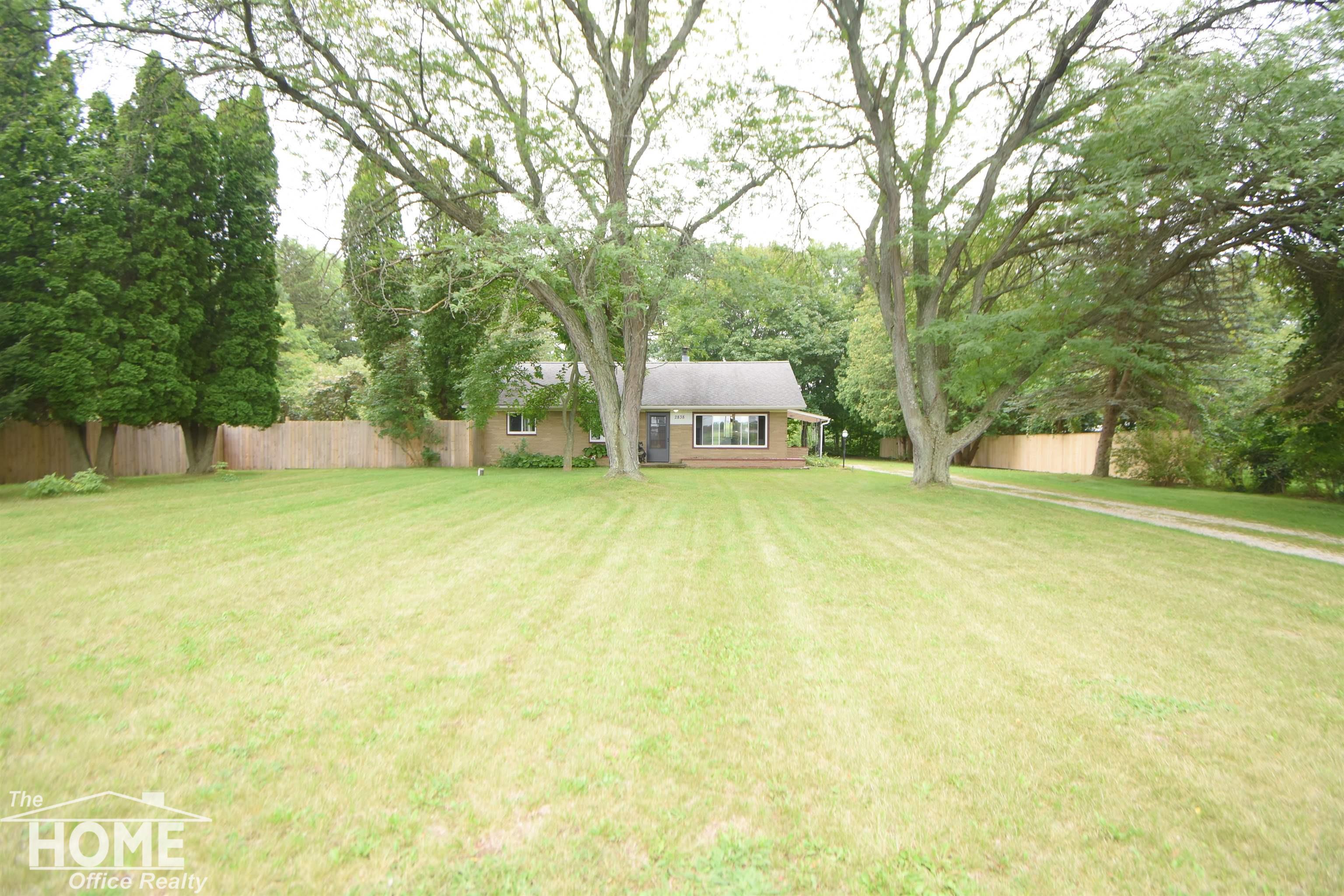 2838 North Chipman Road Owosso, MI 48867 - Photo 2 of 31 Gallery Image 2