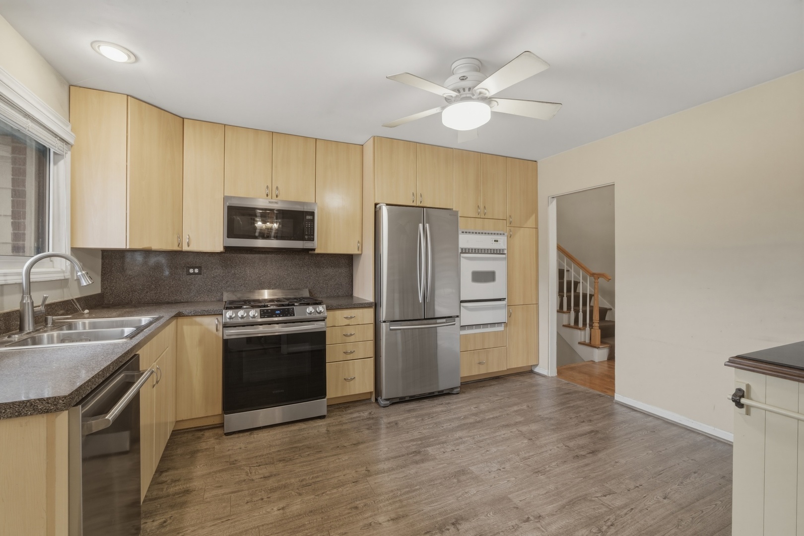 1300 Knollwood Road Deerfield, IL 60015 - Photo 8 of 25