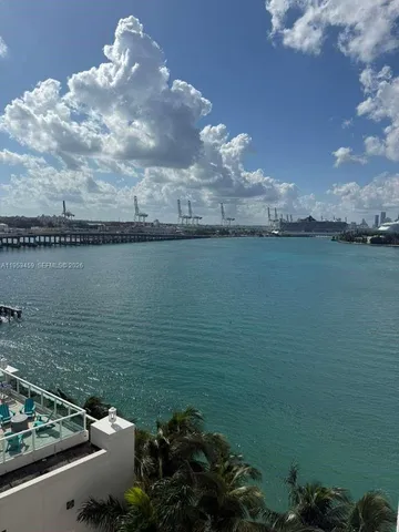 $3,700 | 800 West Avenue, Unit PH10, Miami Beach, FL 33139