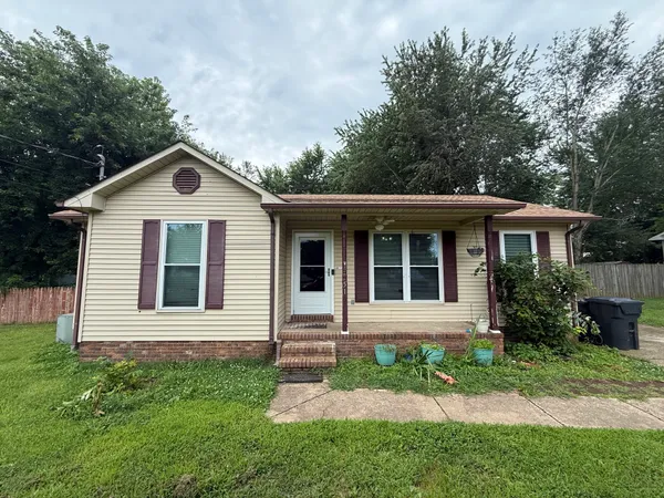 $220,000 | 510 Indian Avenue, Oak Grove, KY 42262