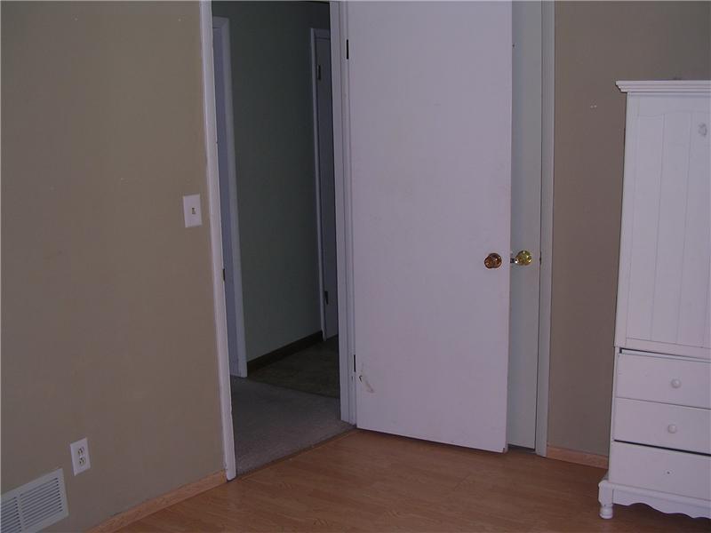 368 Lincoln Hall Road Elizabeth, PA 15037 - Photo 11 of 20 Master Bedroom.