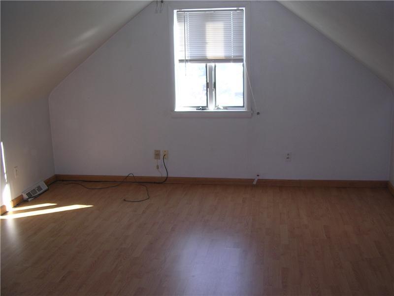 368 Lincoln Hall Road Elizabeth, PA 15037 - Photo 15 of 20 Bedroom.