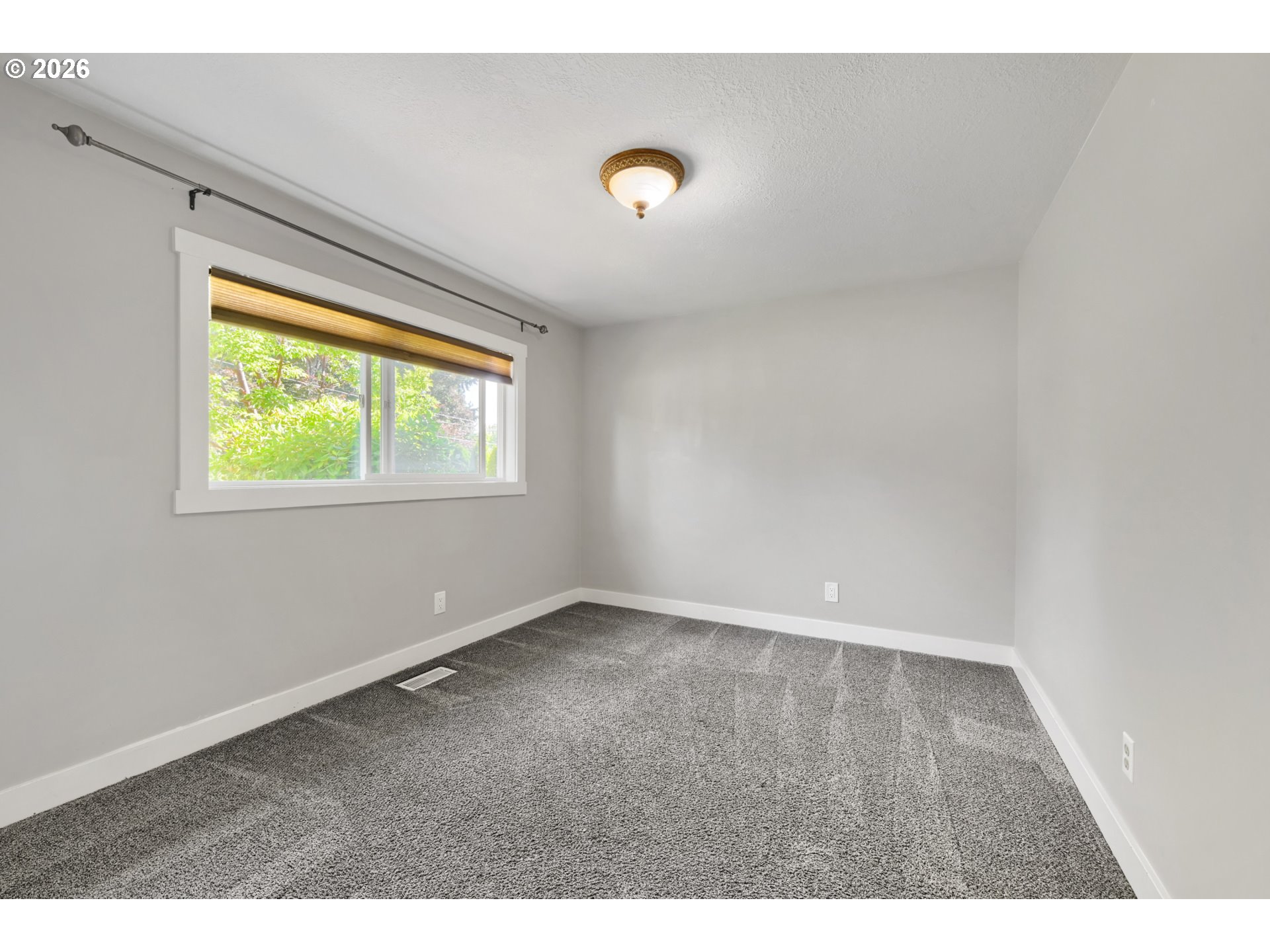 21130 Southwest Murphy Street Beaverton, OR 97078 - Photo 23 of 36