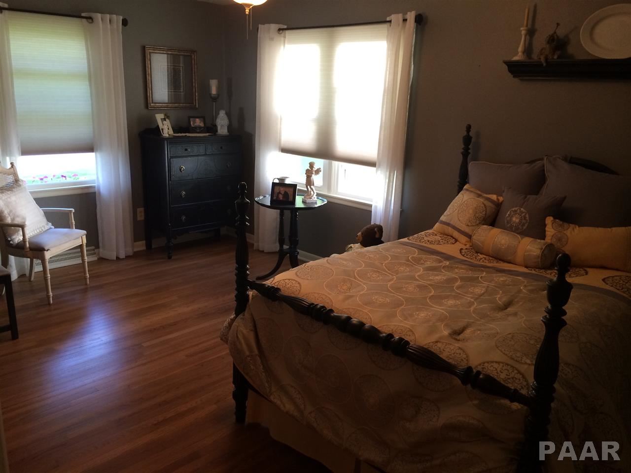 5527 East Captain Road Chillicothe, IL 61523 - Photo 8 of 36 Gallery Image 8