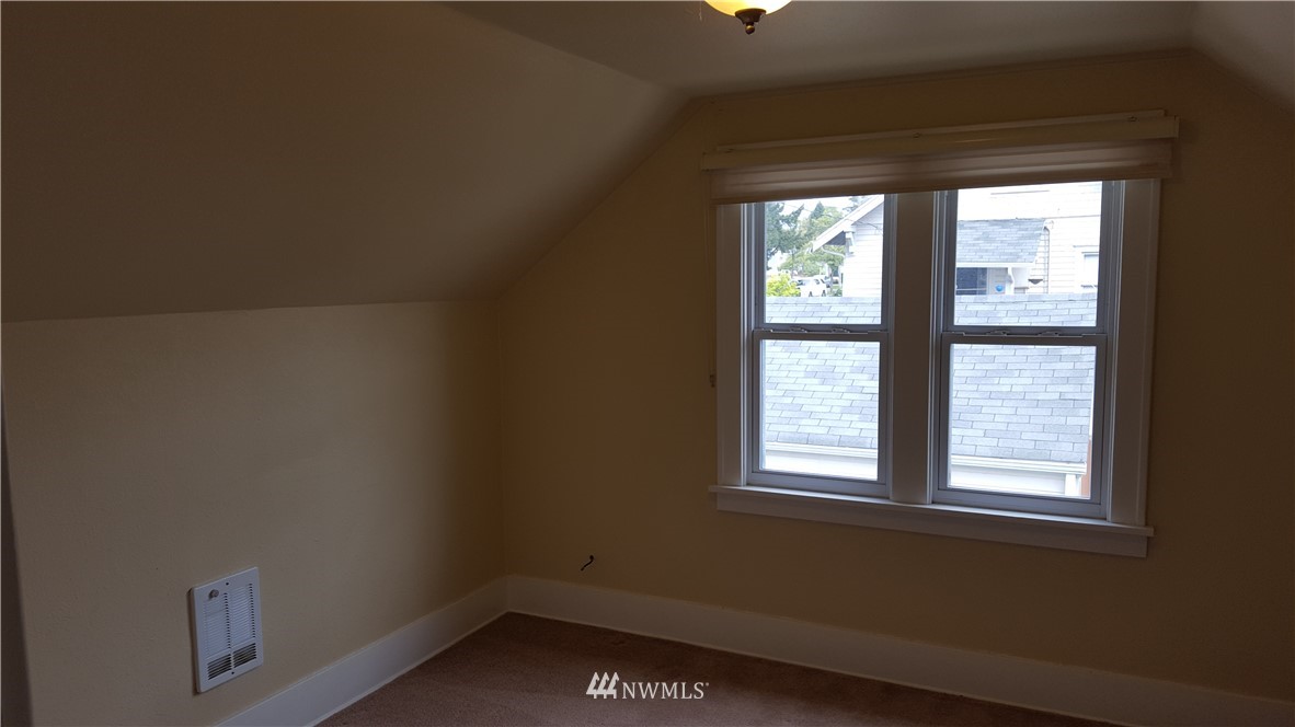 2612 North 10th Street Tacoma, WA 98406 - Photo 14 of 25