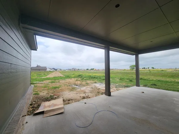 $594,807 | 12421 Hornfels Drive, Krum, TX 76249