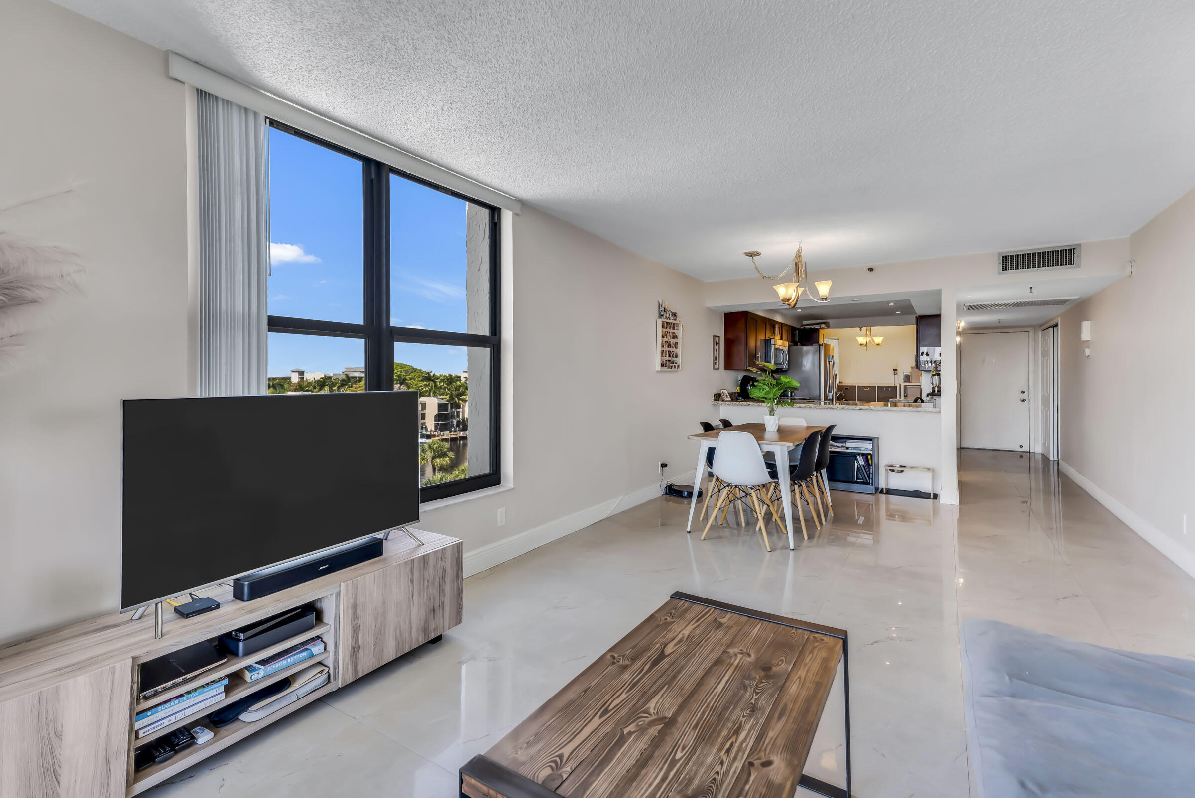 22 Royal Palm Way, Unit 606 Boca Raton, FL 33432 - Photo 21 of 48 007