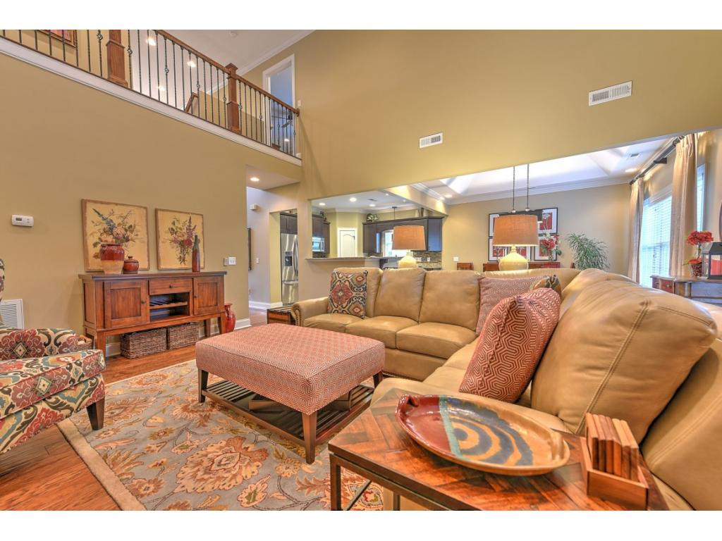 2724 Edinburgh Channel Road Kingsport, TN 37664 - Photo 4 of 34 Photo 4