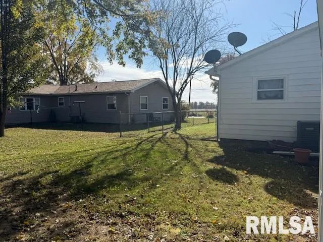 $133,000 | 1106 Airport Road, Mount Vernon, IL 62864