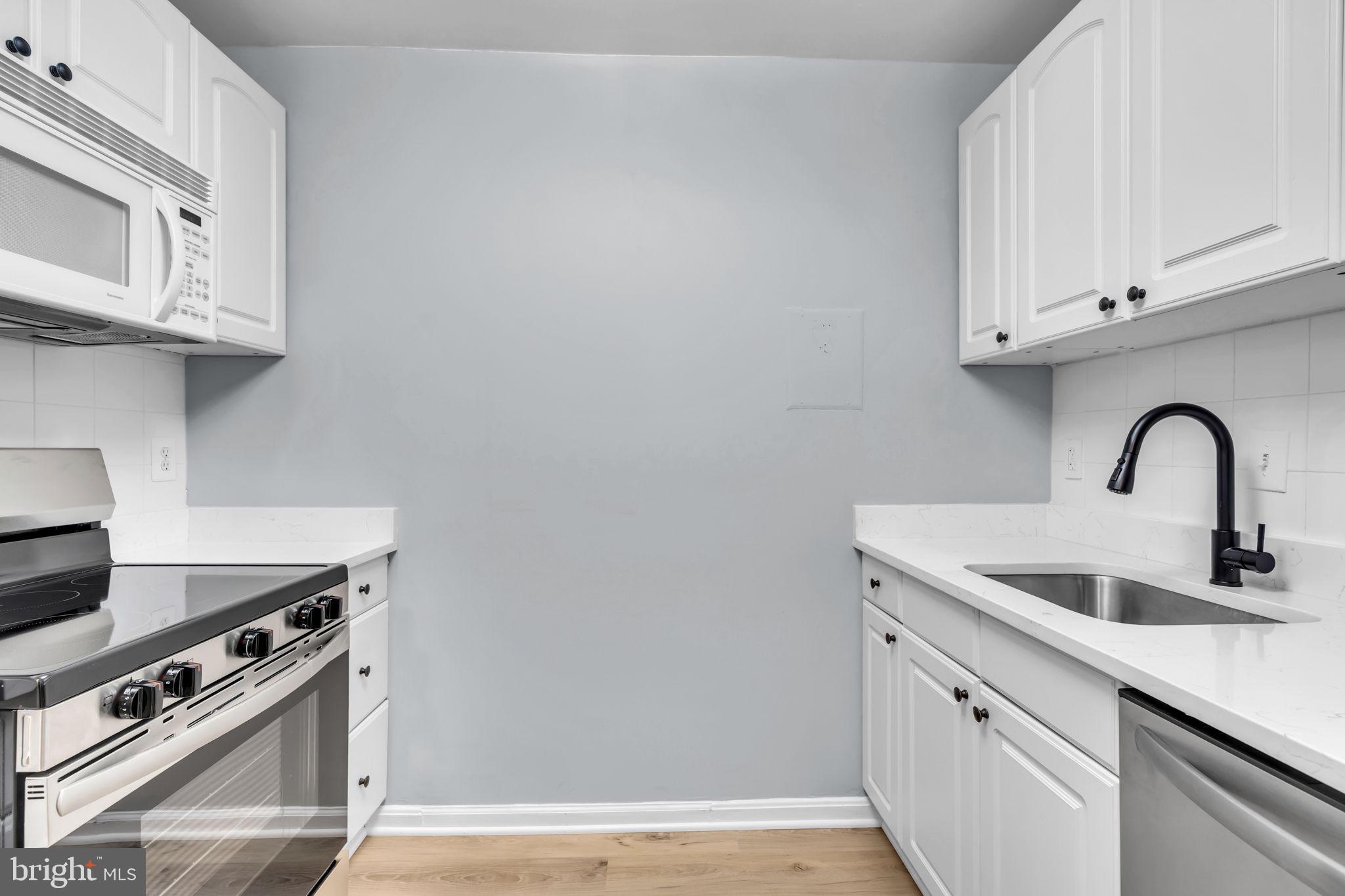 3245 Rio Drive, Unit 307 Falls Church, VA 22041 - Photo 4 of 29