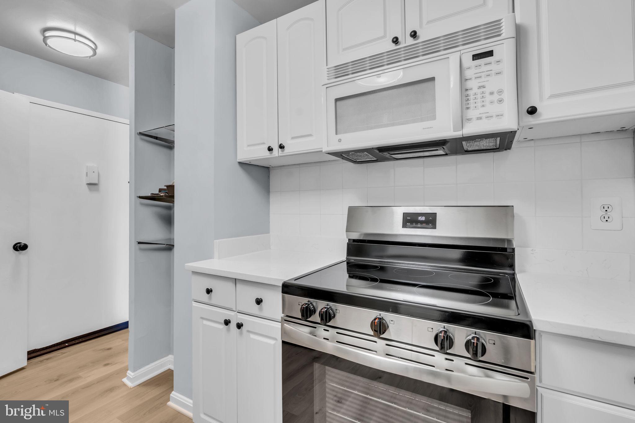 3245 Rio Drive, Unit 307 Falls Church, VA 22041 - Photo 5 of 29