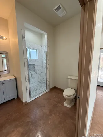 $950 | 710 West Baetz Boulevard, Unit 2, San Antonio, TX 78221