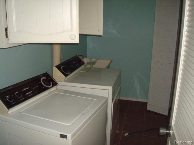 1687 Riverside Drive, Unit 48 Rochester Hills, MI 48309 - Photo 12 of 14