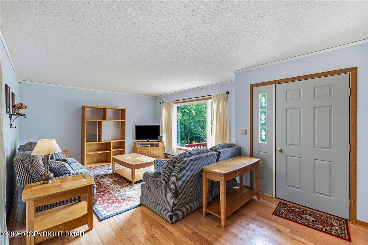 2223 Walnut Trail, Unit 2223 Bushkill, PA 18324 - Photo 5 of 26 23-Photo-23
