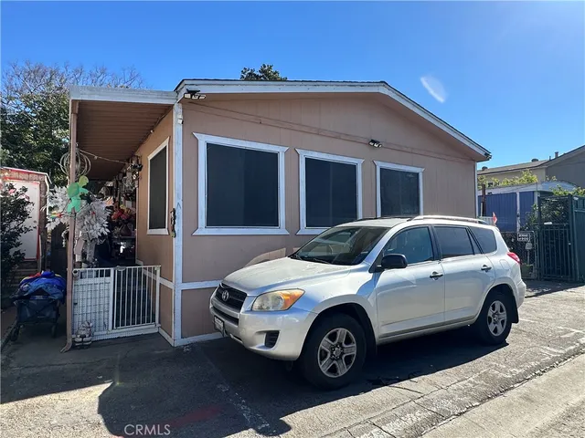 $299,900 | 6665 Long Beach Boulevard, Unit 18A, Long Beach, CA 90805