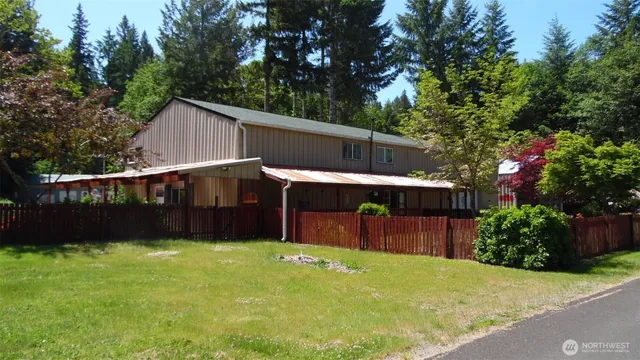 $400,000 | 117 Greenwood Drive, Randle, WA 98377