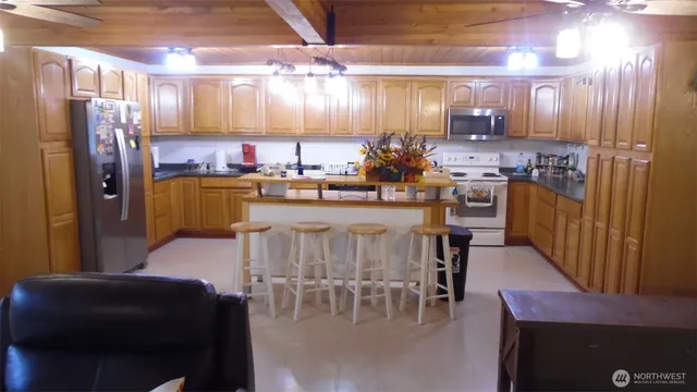 $400,000 | 117 Greenwood Drive, Randle, WA 98377