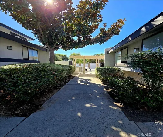 $679,000 | 20821 East Calora Street, Unit E1, Covina, CA 91724