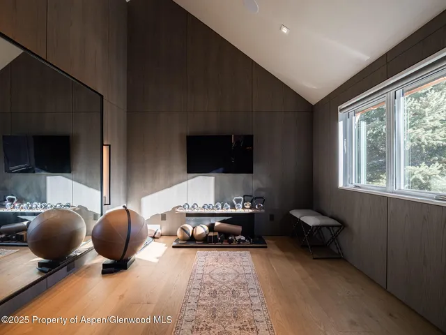 $500,000 | 936 King Street, Aspen, CO 81611