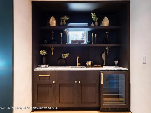 $500,000 | 936 King Street, Aspen, CO 81611