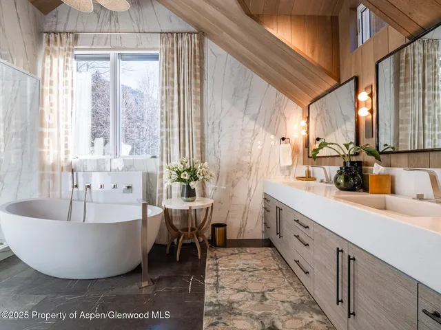 $500,000 | 936 King Street, Aspen, CO 81611