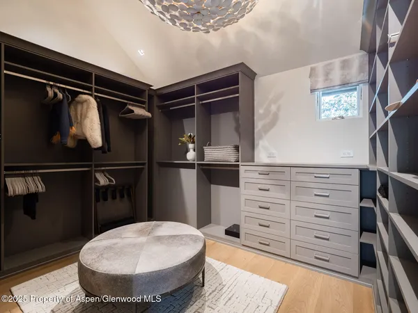 $500,000 | 936 King Street, Aspen, CO 81611