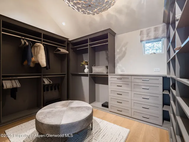 $500,000 | 936 King Street, Aspen, CO 81611