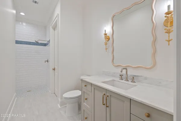 $1,299,000 | 619 Gunter Grass Court, Lafayette, LA 70508