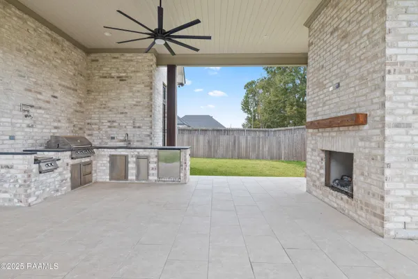 $1,299,000 | 619 Gunter Grass Court, Lafayette, LA 70508