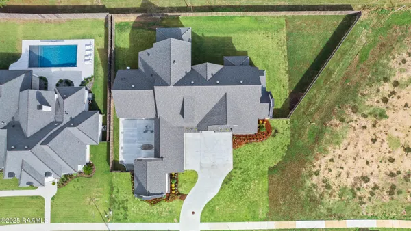 $1,299,000 | 619 Gunter Grass Court, Lafayette, LA 70508