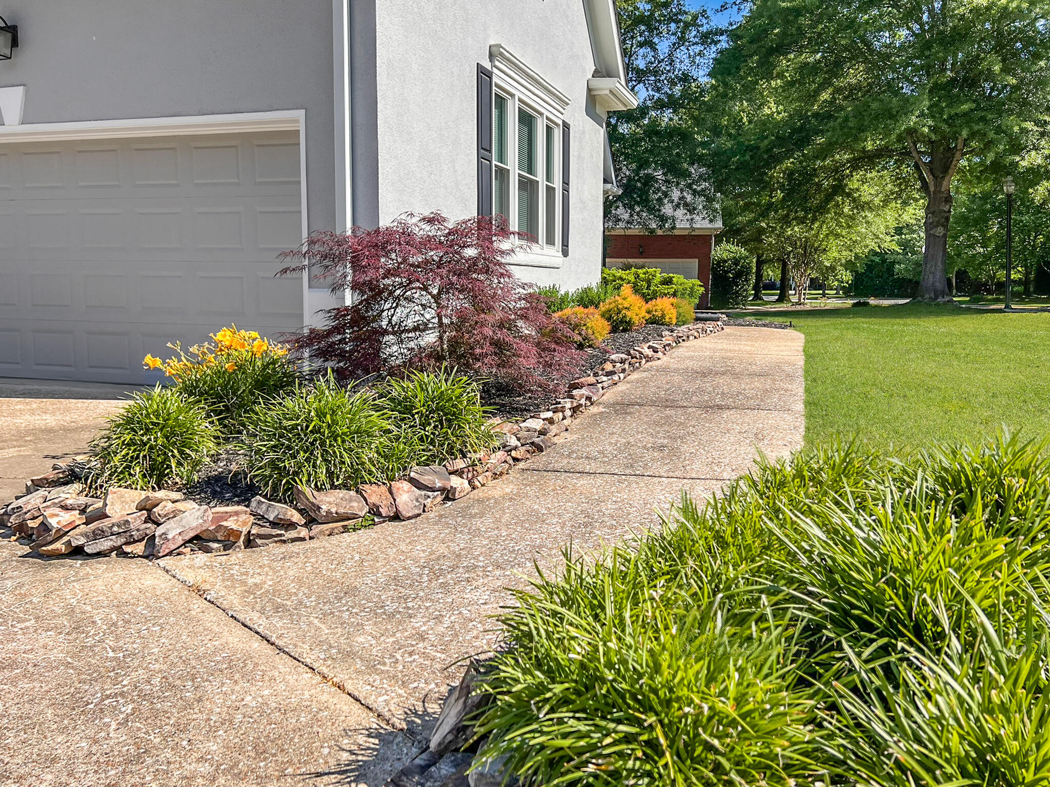 6407 Cheltenham Road South Hixson, TN 37343 - Photo 38 of 53 front walkway