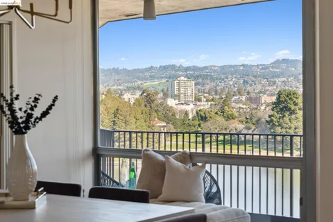 a balcony with an outdoor space