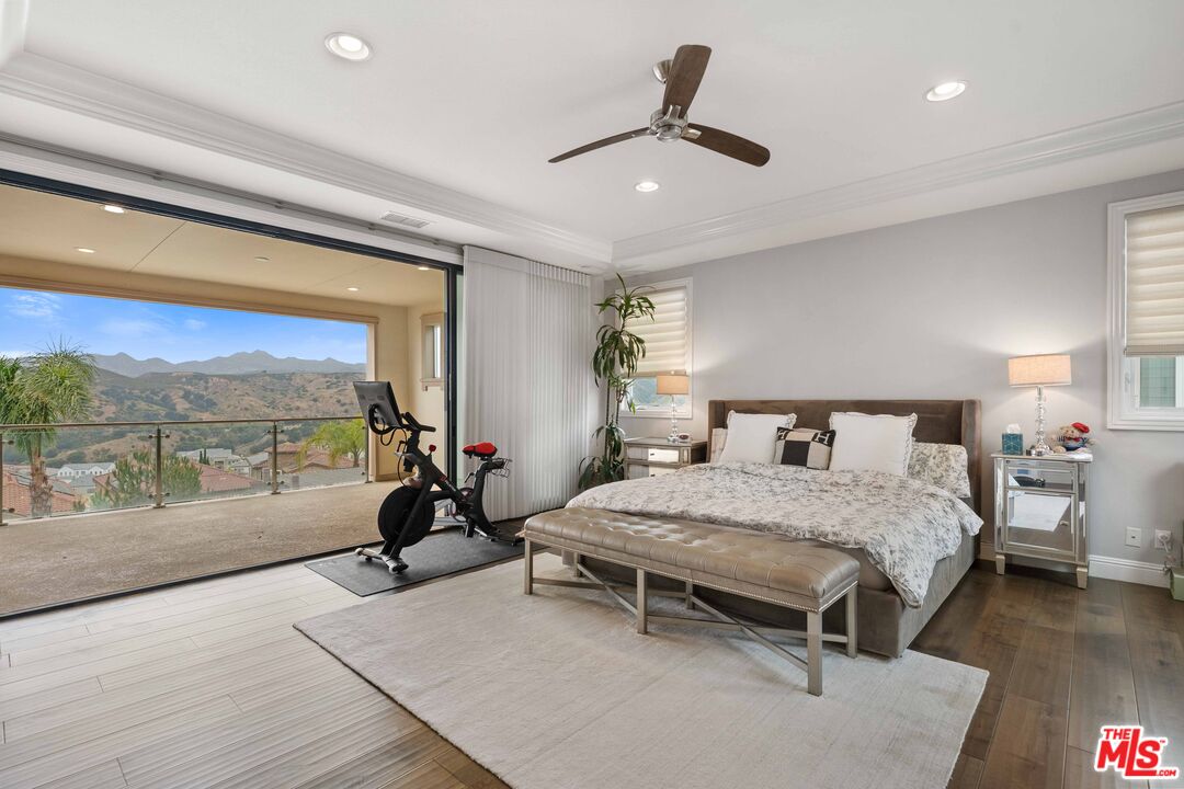 11925 North Ricasoli Way Porter Ranch, CA 91326 - Photo 21 of 57