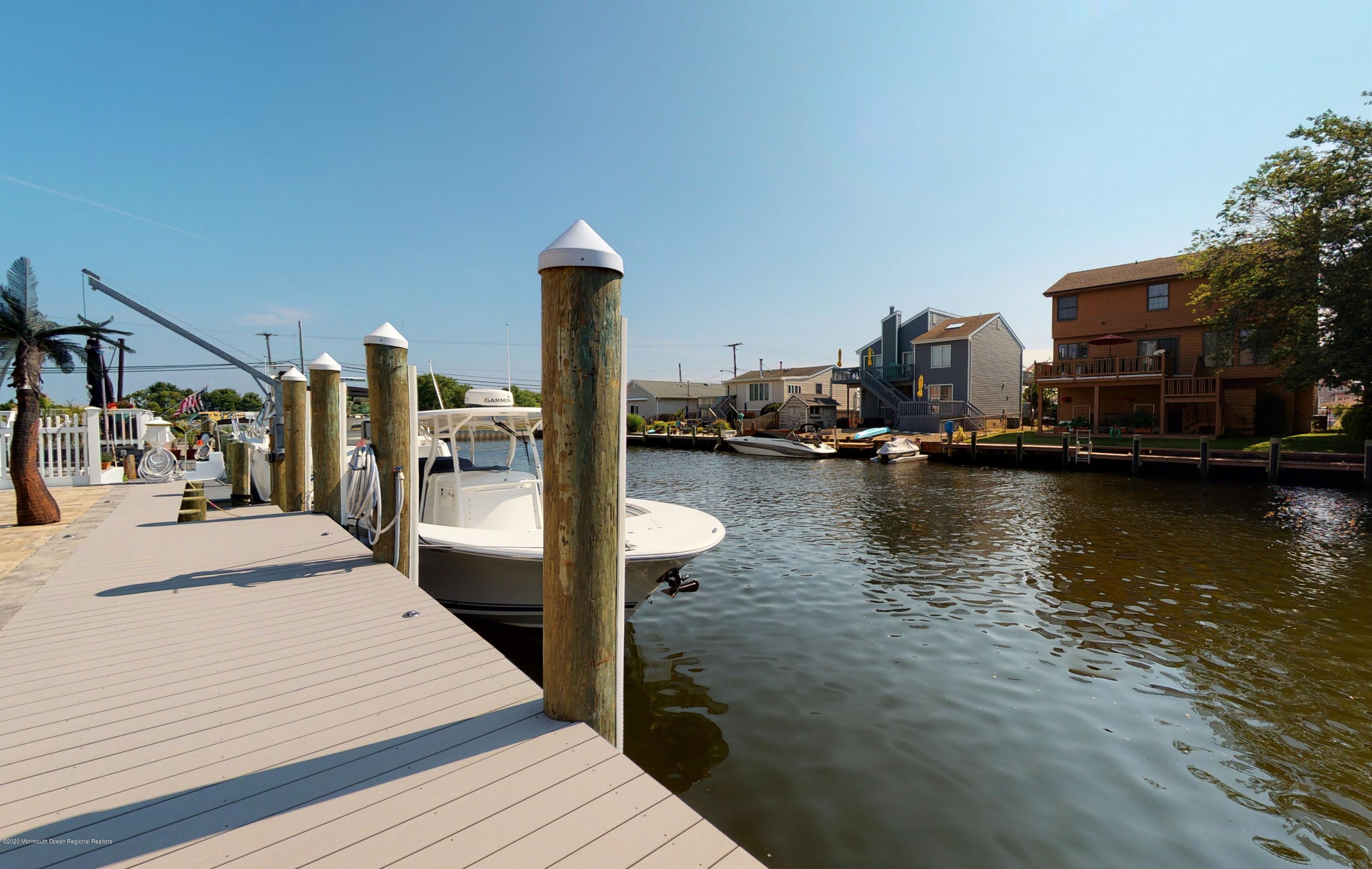 114 Mermaid Road Toms River, NJ 08753 - Photo 3 of 40 114-Mermaid-Rd-Toms-River-NJ-08753-06242