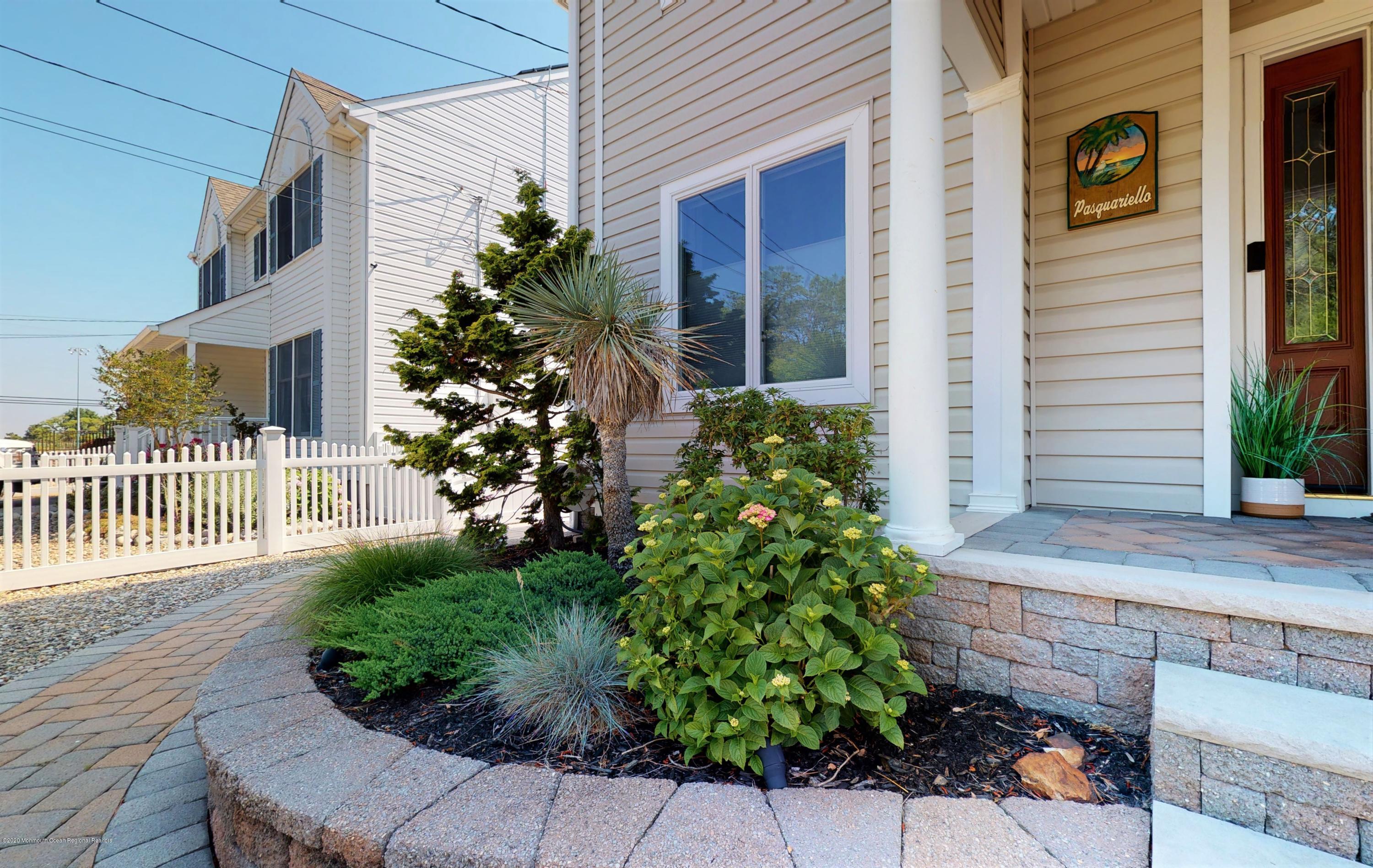 114 Mermaid Road Toms River, NJ 08753 - Photo 8 of 40 114-Mermaid-Rd-Toms-River-NJ-08753-06242