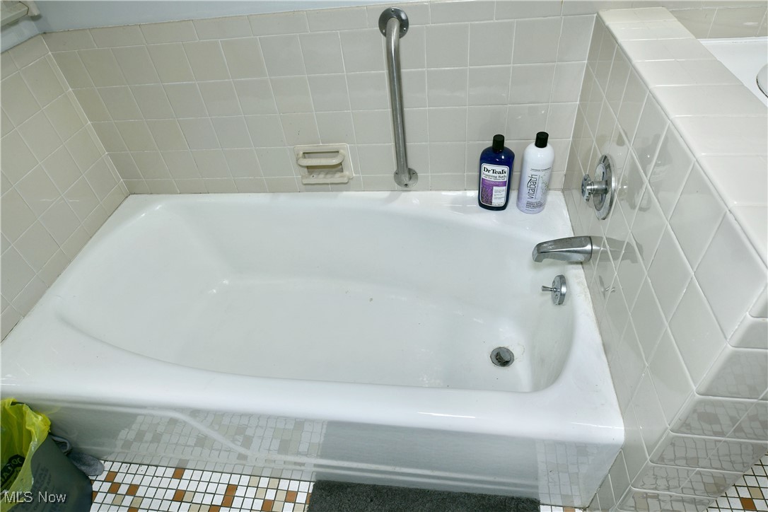 918 North Road Southeast Warren, OH 44484 - Photo 35 of 50 Gallery Image 35
