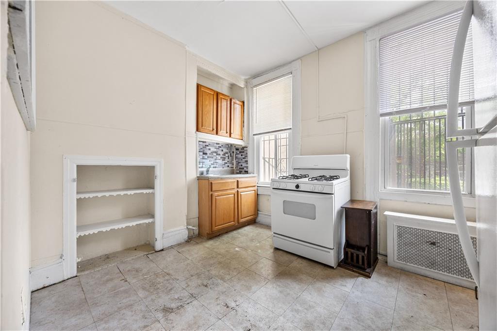 111 Schenectady Avenue Brooklyn, NY 11213 - Photo 7 of 15