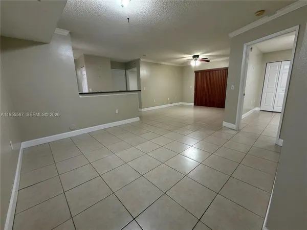 $2,350 | 2451 Centergate Drive, Unit 106, Miramar, FL 33025