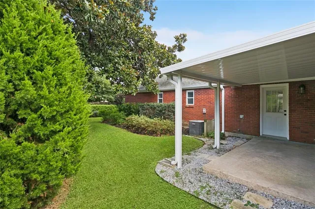 $2,400 | 1433 Poinsettia Drive, Metairie, LA 70005