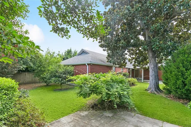 $2,400 | 1433 Poinsettia Drive, Metairie, LA 70005