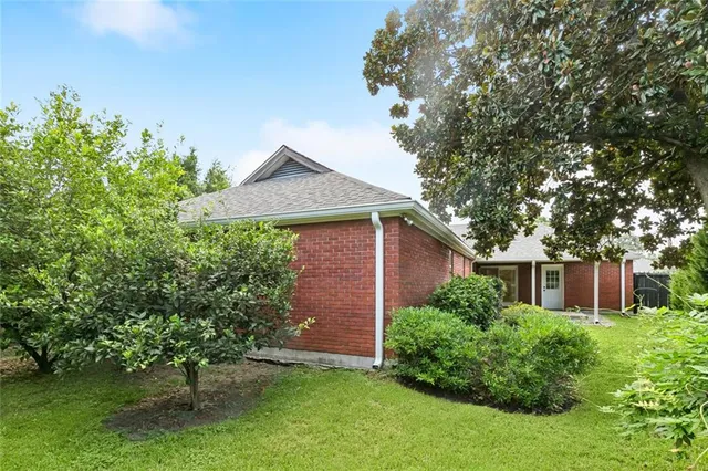 $2,400 | 1433 Poinsettia Drive, Metairie, LA 70005