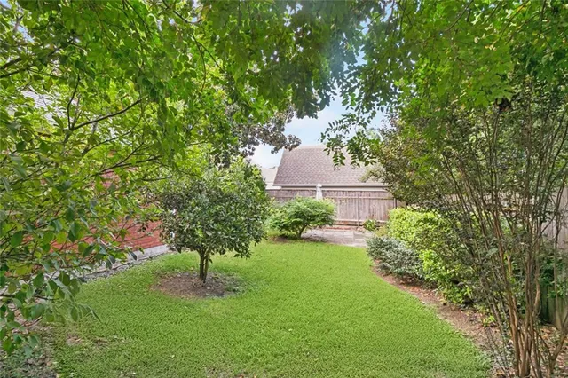 $2,400 | 1433 Poinsettia Drive, Metairie, LA 70005