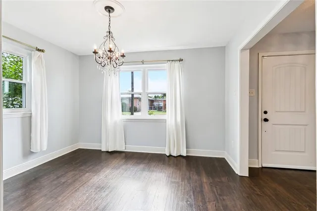 $2,400 | 1433 Poinsettia Drive, Metairie, LA 70005