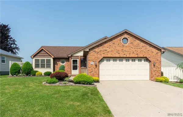 $299,000 | 283 Barbados Drive, Cheektowaga, NY 14227