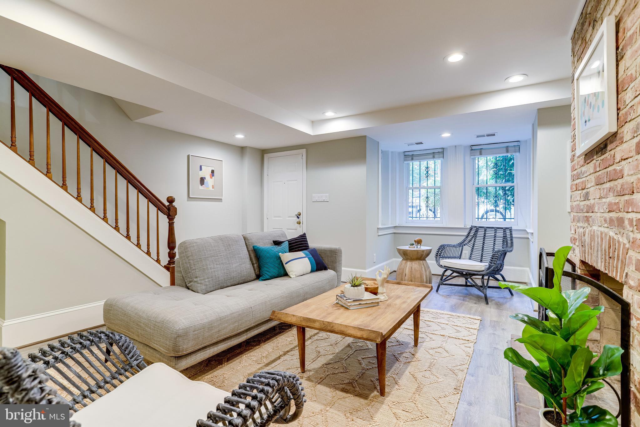 116 9th Street Southeast Washington, DC 20003 - Photo 32 of 56 Front entrance, bright spacious bay nook