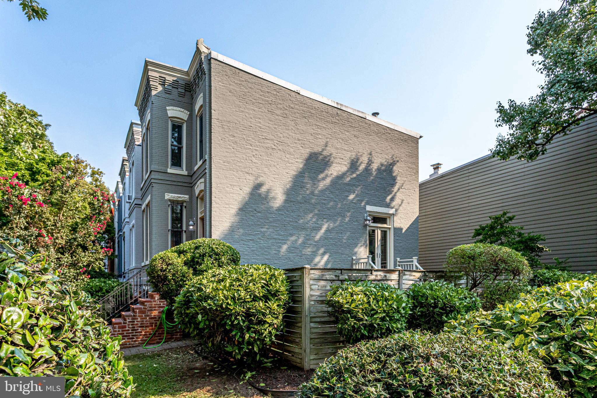 116 9th Street Southeast Washington, DC 20003 - Photo 39 of 56 French doors open to PRIVATE side yard, greenery