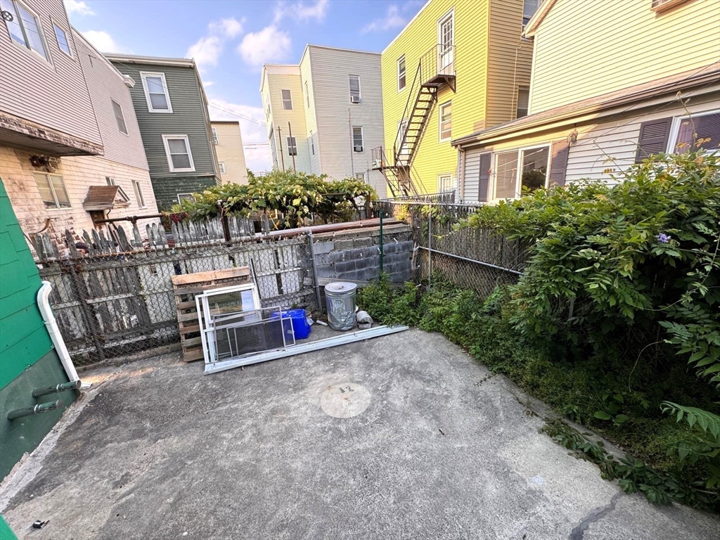 38 Hunting Street, Unit 1 Cambridge, MA 02141 - Photo 14 of 14