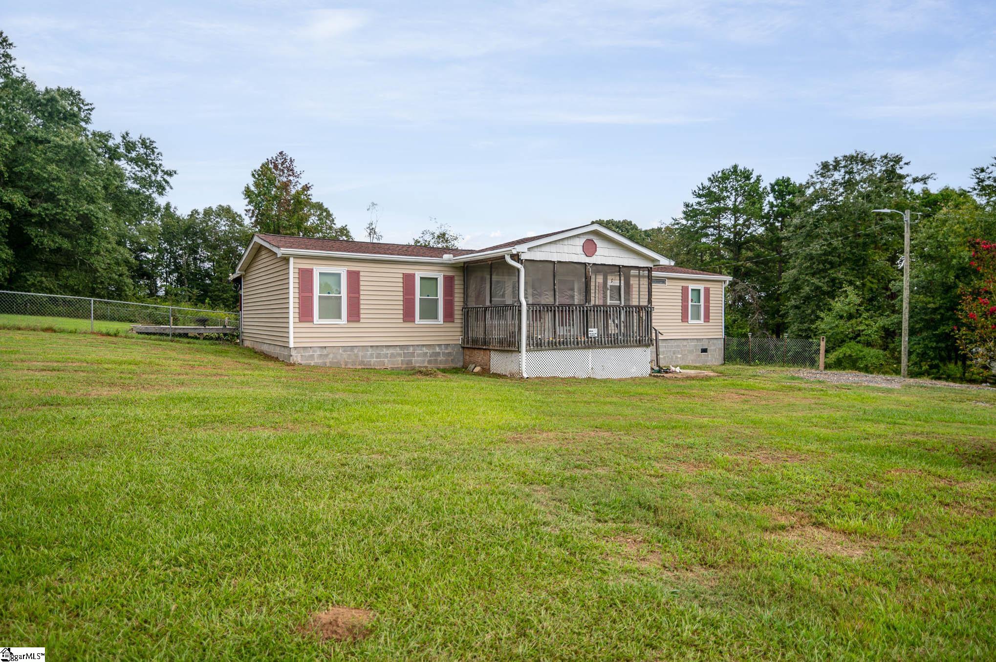 175 Folk Road Chesnee, SC 29323 - Photo 3 of 27