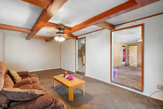 $110,000 | 149 South 7th Street, Austin, IN 47102