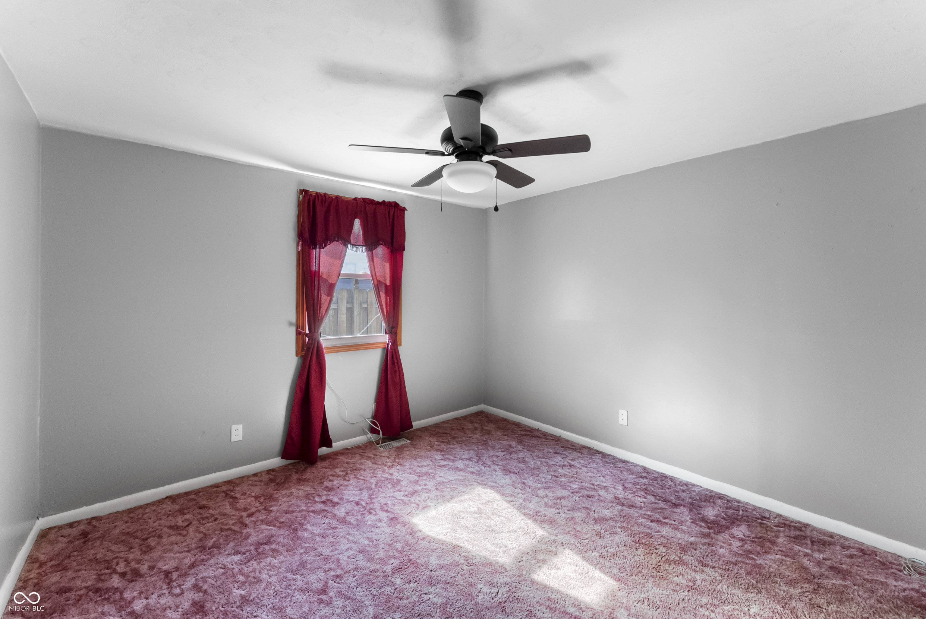 149 South 7th Street Austin, IN 47102 - Photo 20 of 32